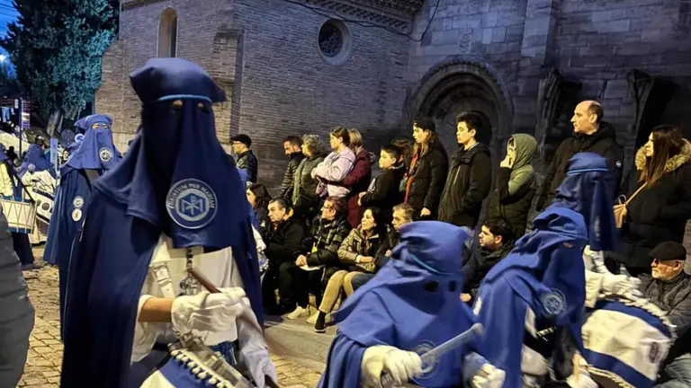 Procesi&oacute;n del Santo Entierro en Tudela. INSTAGRAM @amayap.photo