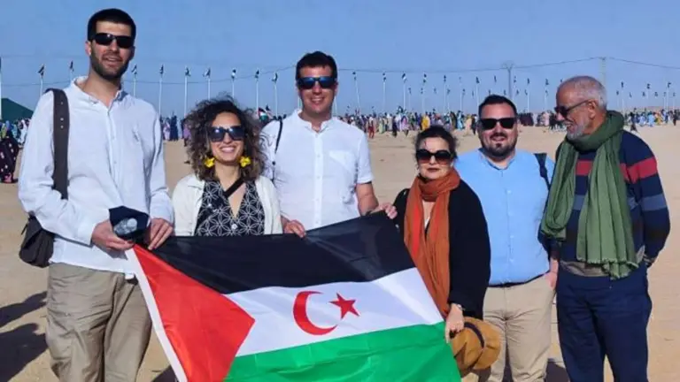 Una representaci&oacute;n parlamentaria de Navarra ha viajado a Tindouf. PARLAMENTO DE NAVARRA