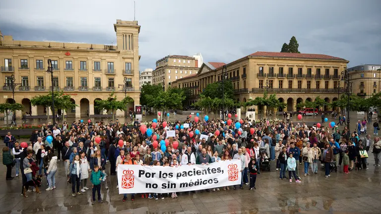 Manifestaci&oacute;n en defensa de la profesi&oacute;n m&eacute;dica convocada por el Sindicato M&eacute;dico de Navarra (SMN). NAVARRA.COM