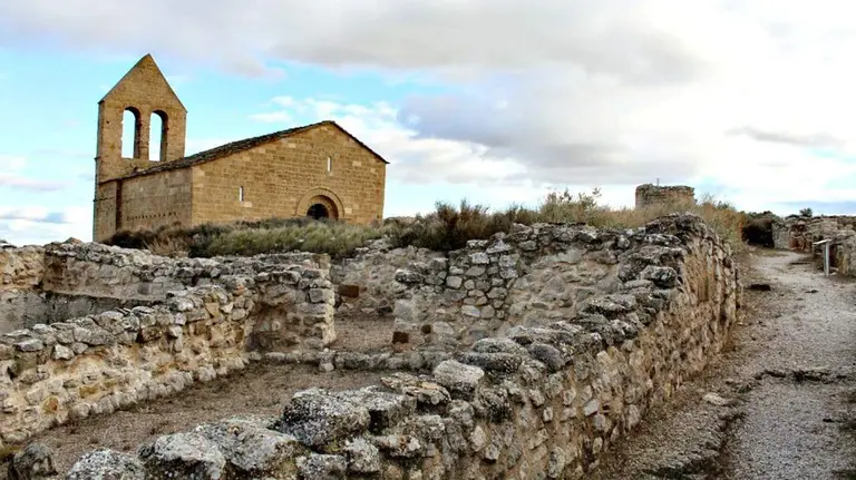 Recinto amurallado de Rada.