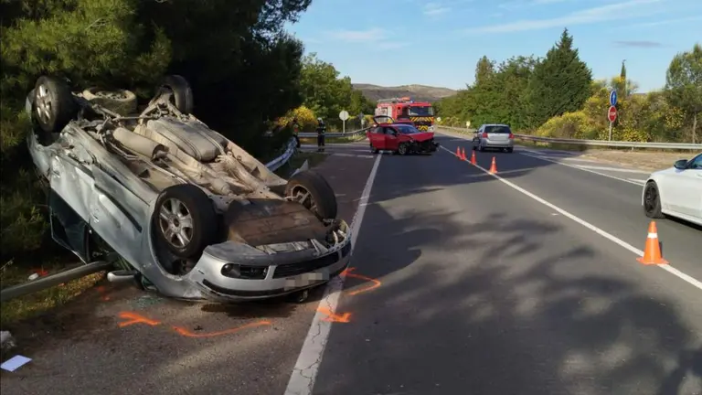 Accidente en San Adri&aacute;n. BOMBEROS DE NAVARRA