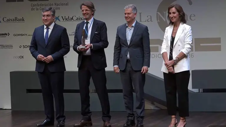 Entrega del Premio de la Confederaci&oacute;n Nacional de la Construcci&oacute;n a la Mujer en la Construcci&oacute;n. ABAIGAR
