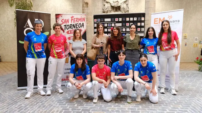 Presentaci&oacute;n del Torneo San Ferm&iacute;n de pelota femenina. AYUNTAMIENTO DE PAMPLONA