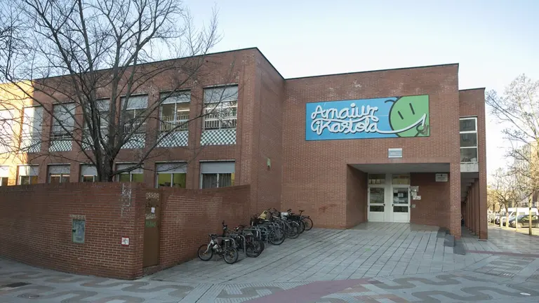 Fachada de la ikastola Amaiur en Pamplona. AYUNTAMIENTO DE PAMPLONA