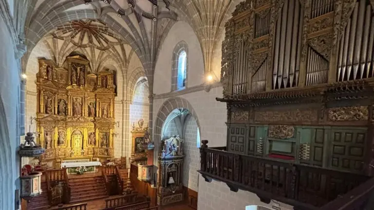 Iglesia parroquial de Santa Engracia en Uzt&aacute;rroz. IGLESIA NAVARRA