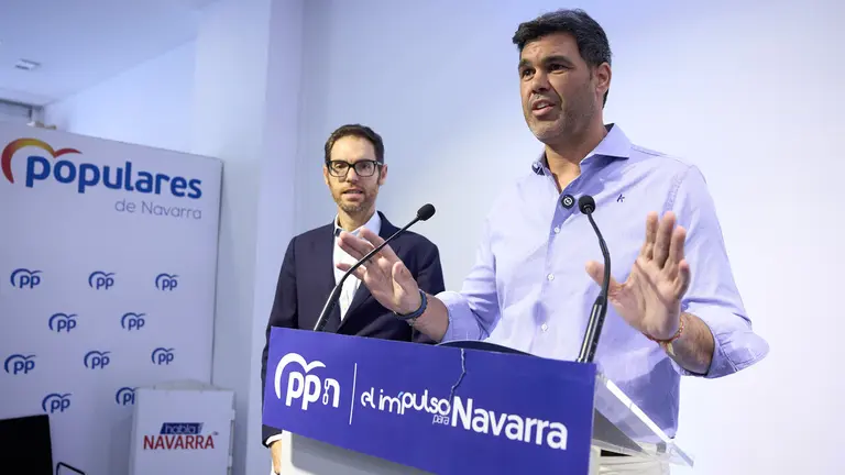 El presidente del Partido Popular de Navarra, Javier Garc&iacute;a, y el secretario general, Sergio Sayas, ofrecen una rueda de prensa para hacer balance del curso pol&iacute;tico. I&Ntilde;IGO ALZUGARAY