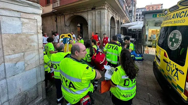 Equipo de DYA Navarra asistiendo en el encierro del 14 de julio de 2026. CEDIDA