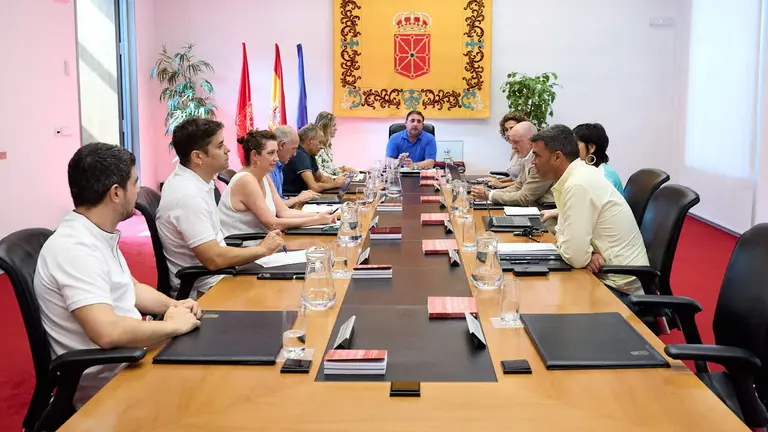 Reuni&oacute;n extraordinaria de la Mesa y Junta de Portavoces del Parlamento de Navarra para debatir una solicitud de comparecencia de la presidenta del Gobierno, Mar&iacute;a Chivite, realizada por UPN. I&Ntilde;IGO ALZUGARAY