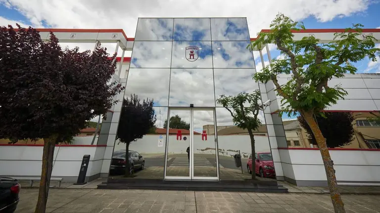 Fachada de la sede del Grupo Azkoyen, a 21 junio de 2024, en Peralta, Navarra (Espa&ntilde;a). EDUARDO SANZ / EUROPA PRESS