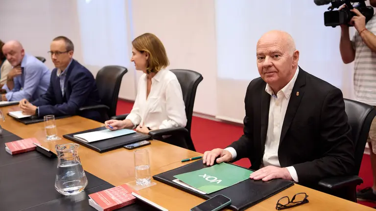 Reuni&oacute;n ordinaria de la Mesa y Junta de Portavoces del Parlamento de Navarra. I&Ntilde;IGO ALZUGARAY