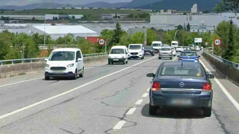 Acceso al pol&iacute;gono de Landaben desde la AP-15- GOOGLEMAPS