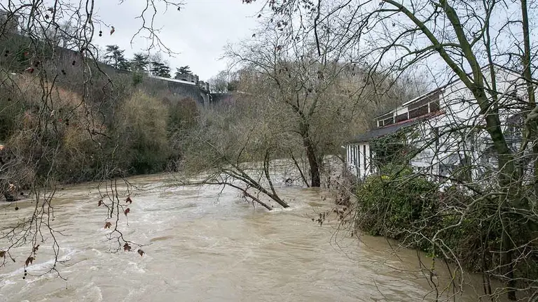 La Confederación Hidrográfica del Ebro ha puesto al río Arga en 'aviso naranja'. AYUNTAMIENTO DE PAMPLONA