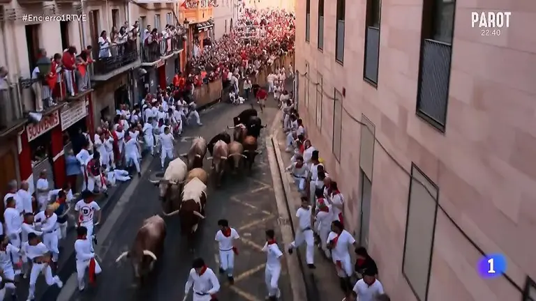 2:25 minutos ha sido la duración del primer encierro de San Fermín 2022 con toros de Núñez del Cuvillo. TVE