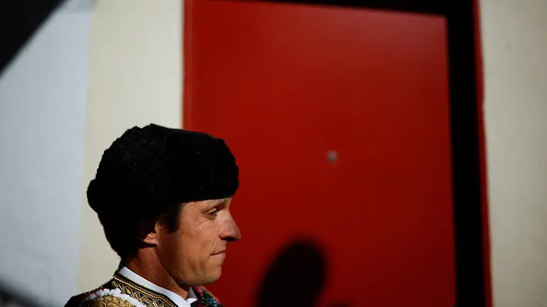 El Juli antes de la primera corrida de Núñez del Cubillo en la Feria del Toro de Pamplona, San Fermín 2022. REUTERS/Juan Medina