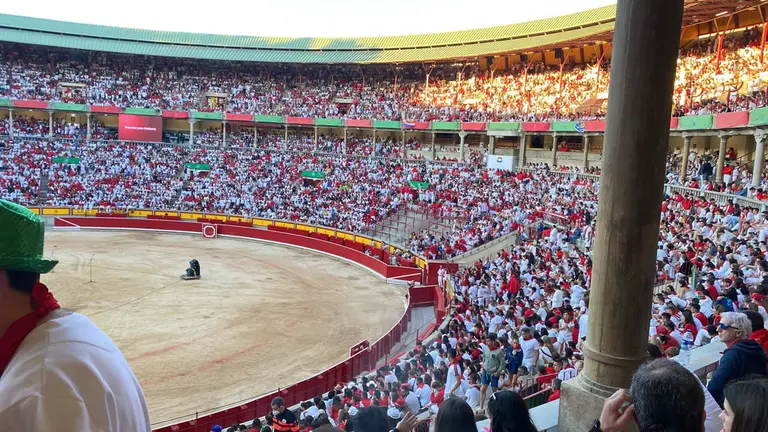 Ambiente en la plaza de toros antes dal encierro de San Fermín de 10 de julio de 2022 con toros de La Palmosilla. NAVARRA.COM