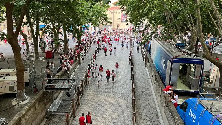 Ambiente previo al último encierro de San Fermín 2022 con toros de Miura