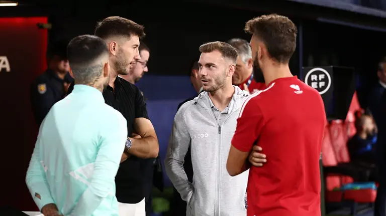 David García junto a Toni Lato y Torres en El Sadar. CA Osasuna.