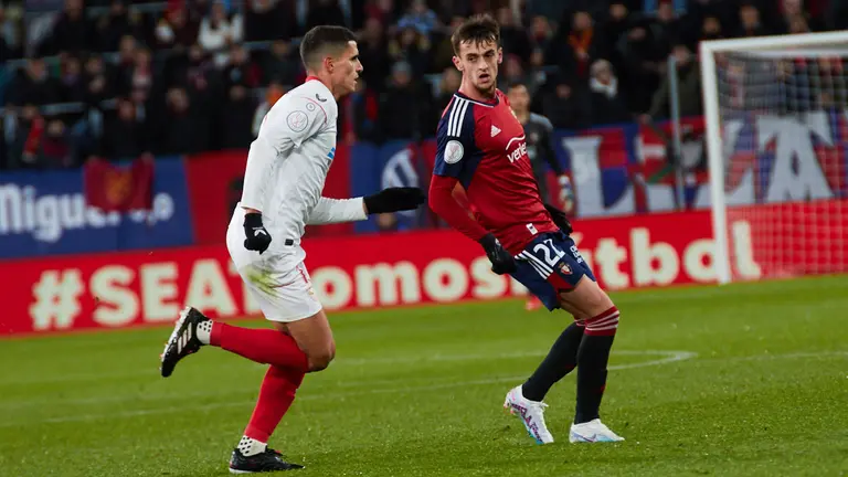 Partido de cuartos de final de la Copa del Rey entre CA Osasuna y Sevilla FC disputado en el estadio de El Sadar. IÑIGO ALZUGARAY