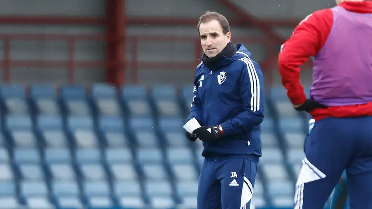 Jagoba Arrasate en un entrenamiento con su equipo en Tajonar. CA Osasuna.