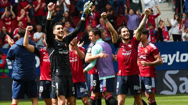 Partido entre CA Osasuna y Real Betis disputado en el estadio de El Sadar. IÑIGO ALZUGARAY