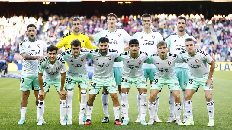 El once titular de Jagoba Arrasate ante el Barcelona en el Spotifu Camp Nou. CA Osasuna.