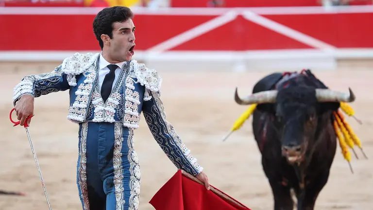 El diestro Tomás Rufo en la Plaza de Toros de Pamplona.   EFE/Villar López
