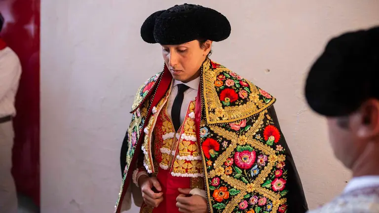 Roca Rey, en la plaza de toros de Pamplona. ARCHIVO