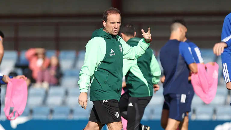 Jagoba Arrasate en un entrenamiento en las instalaciones de Tajonar. CA Osasuna.