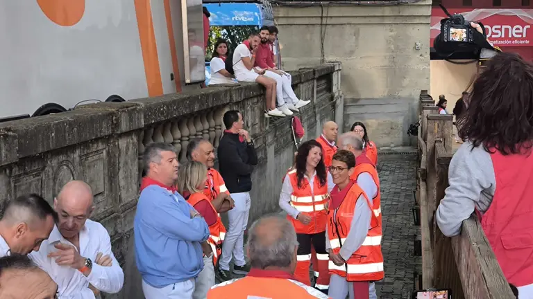La presidenta Chivite en los previos al segundo encierro de San Fermín del 8 de julio con toros de Cebada Gago. LUCÍA VALERO