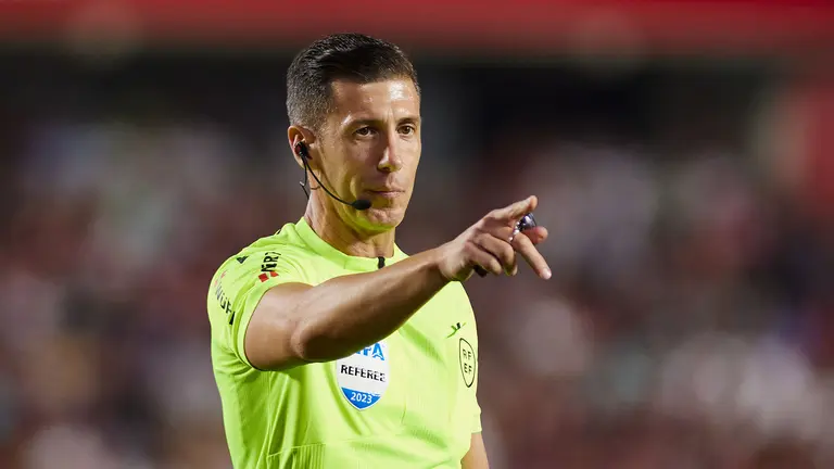 El árbitro César Soto Grado. Joaquin Corchero / Afp7 / Europa Press