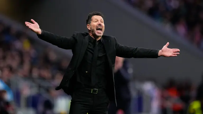 Simeone en un partido ante Osasuna en el Metropolitano contra el Atlético de Madrid. EUROPA PRESS