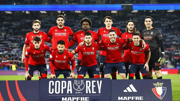 El once titular del equipo navarro en el estadio Reale Arena de San Sebastián. CA Osasuna.