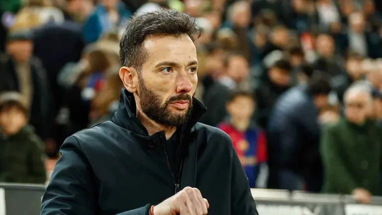 Carlos Corberán es el entrenador del Valencia CF. Irina R. Hipolito / AFP7 / Europa Press