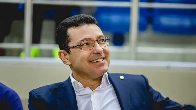 Imagen del médico del FC Barcelona Carles Miñarro. Cedida.