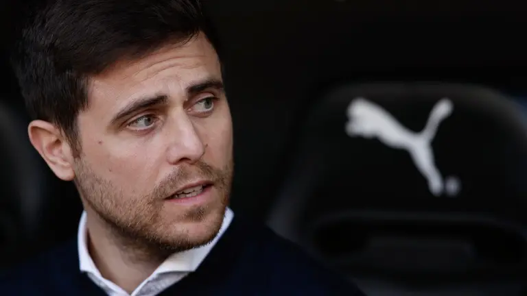 El entrenador de Osasuna, Alessio Lisci, en el estadio de Mestalla. EFE.