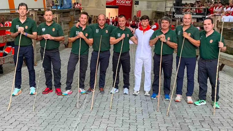 Los pastores del encierro de San Fermín, listos para el primer encierro.