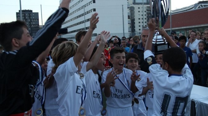 Real Madrid gana el Memorial Loidi.