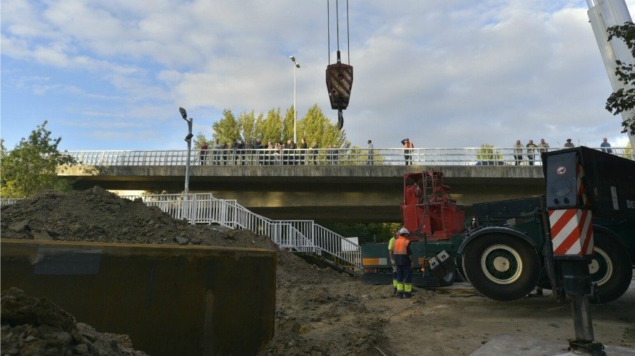 Obras de la nueva pasarela San Jorge-Biurdana. PABLO LASAOSA.