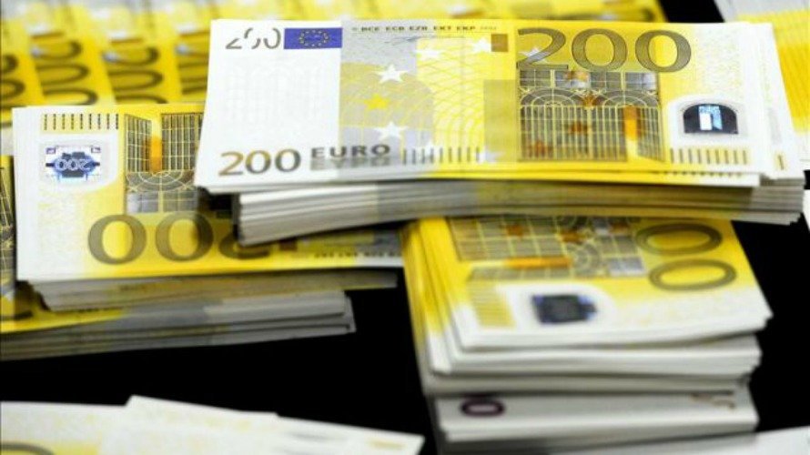 La Policía recomienda comprobar los nuevos billetes de 20 euros