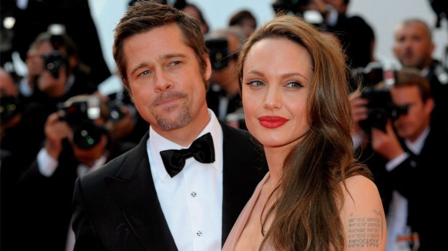 Brad Pitt junto a su pareja y madre de sus hijos, Angelina Jolie. EFE.