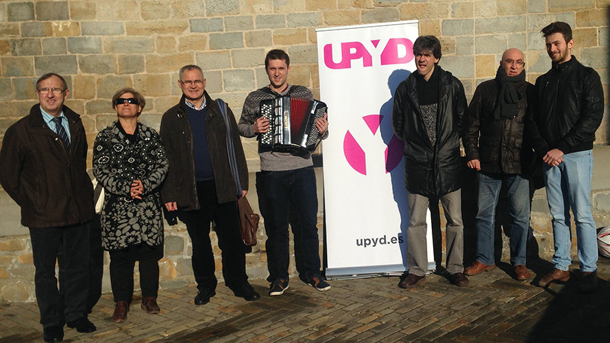 Miembros de UPyD en la celebración del Día de Navarra