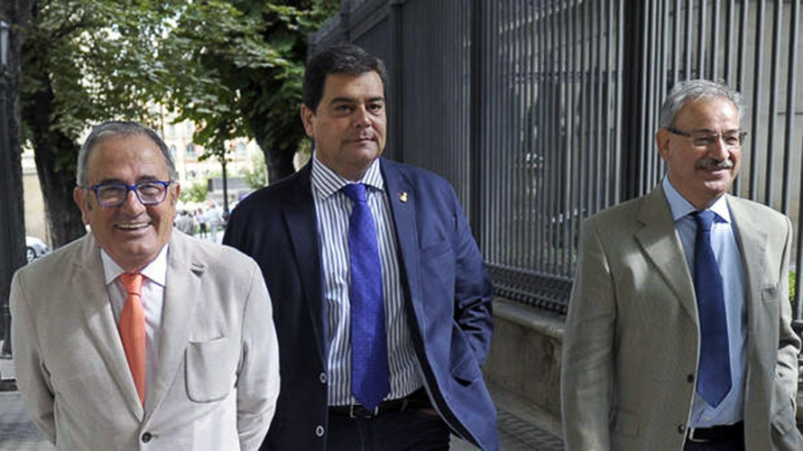 Luis Sabalza, Pedro Baile y Fidel Medrano. Efe