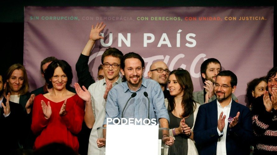 Pablo Iglesias, candidato de Podemos a la Presidencia del Gobierno, durante su comparecencia para valorar los resultados electorales. EFE JuanJo Martín.