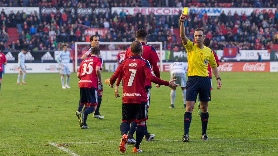 Partido entre Osasuna y Llagostera (3-0) celebrado en el estadio de El Sadar (26). IÑIGO ALZUGARAY