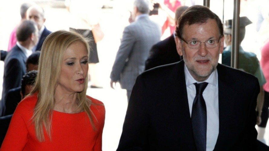 Cristina Cifuentes y Mariano Rajoy. EFE