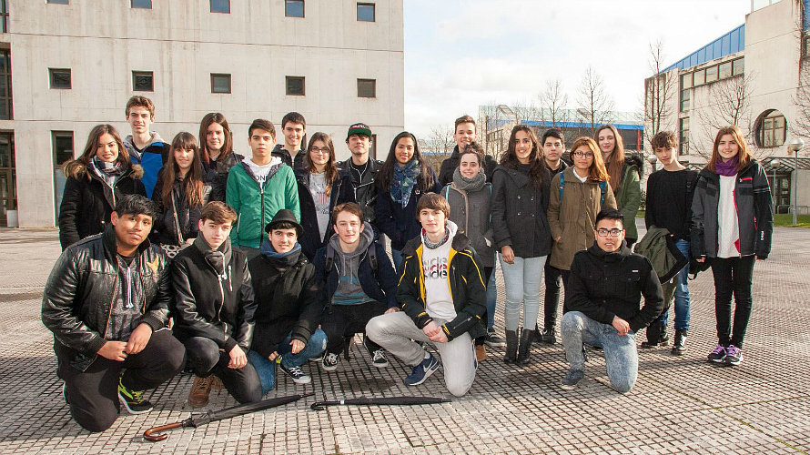 Estudiantes del IES Navarro Villoslada, en la Universidad Pública de Navarra.