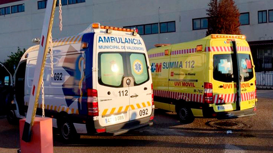 Dos ambulancias. EP