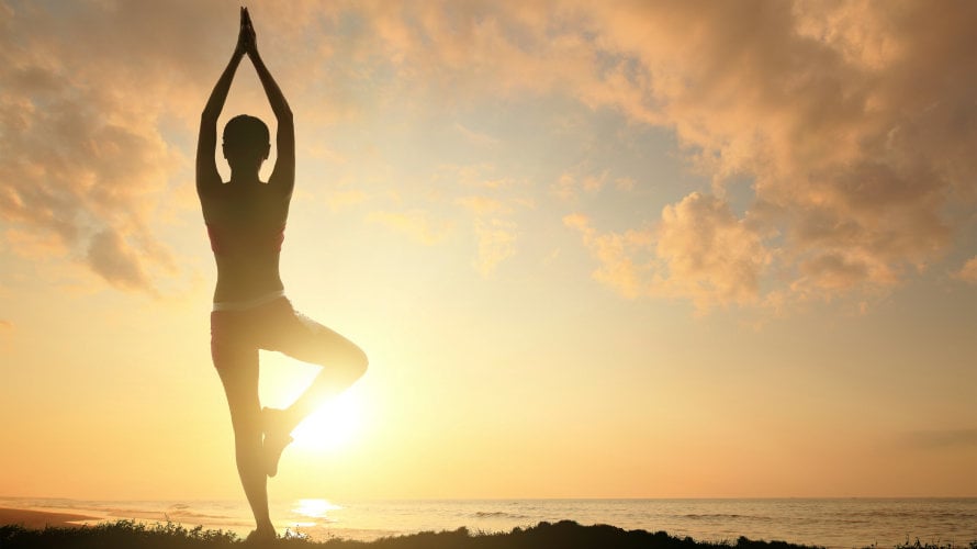 Yoga, alimentos y otros trucos para desintoxicarse de la tecnología.