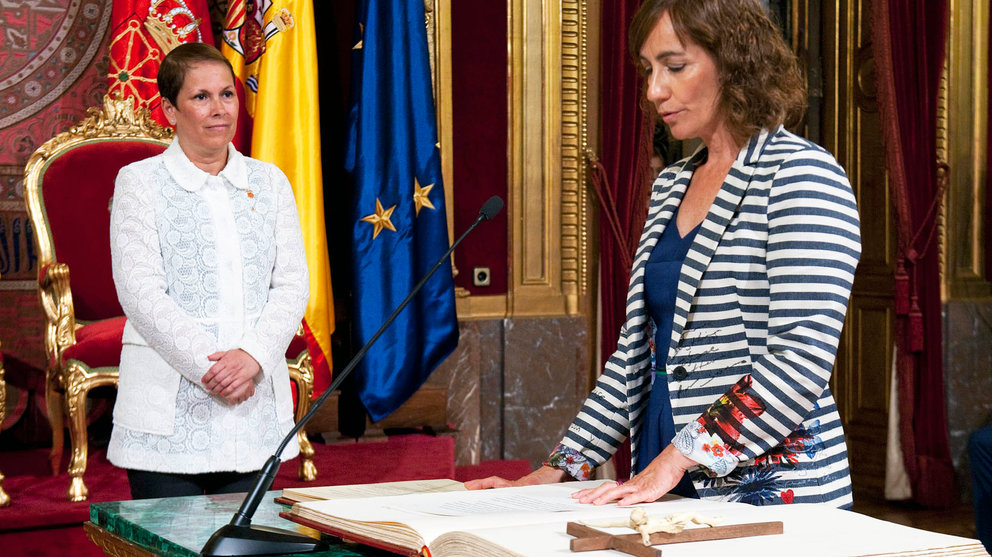 La consejera de Cultura, Ana Herrera, toma posesión de su cargo ante la presidenta Uxue Barkos