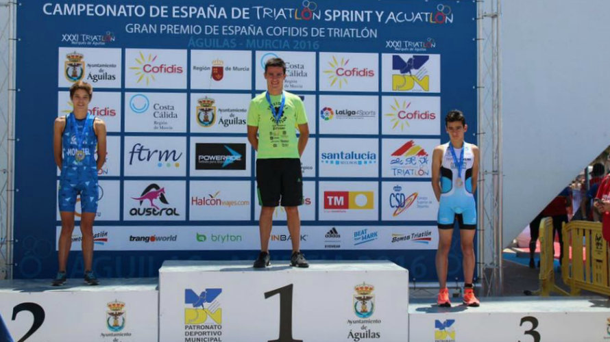 Los triatletas del club Saltoki Trikideak participaron los días 14 y 15 de Mayo en la localidad de Águilas (Murcia) en los campeonatos de España de Triatlón.